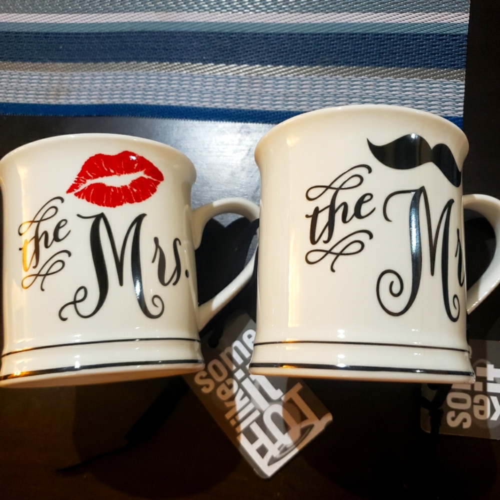 Mr and Mrs Mug Set New